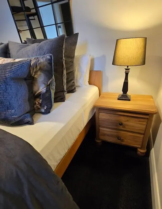 Apartment 5 - Haddin Court - Modern Loft Style Blenheim