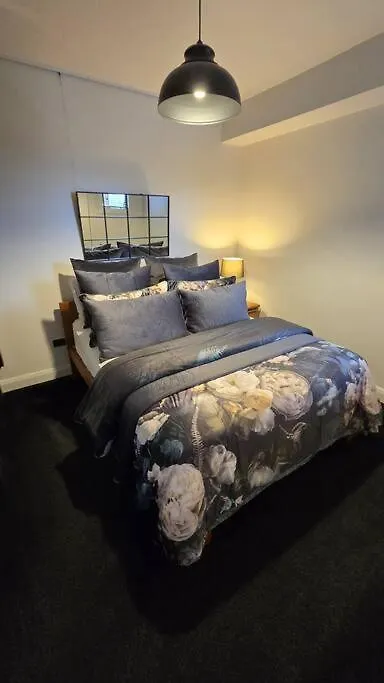 Apartment 5 - Haddin Court - Modern Loft Style Blenheim New Zealand