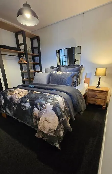 Apartment 5 - Haddin Court - Modern Loft Style Blenheim 0*,  New Zealand
