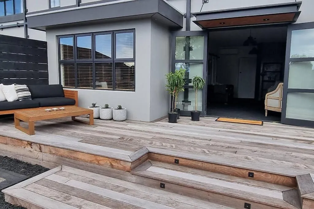 Apartment 5 - Haddin Court - Modern Loft Style Blenheim